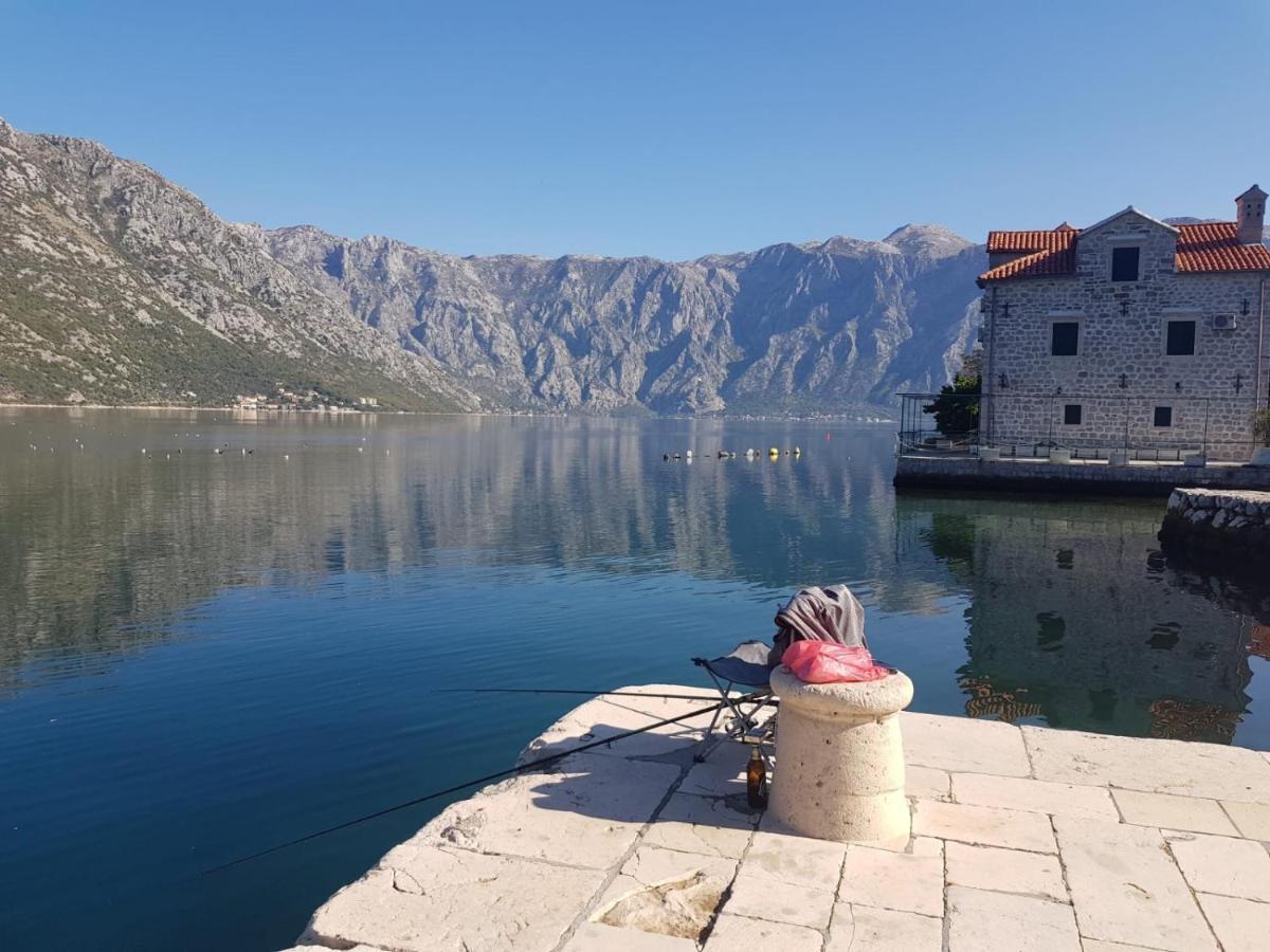 Appartamento Vila Djuro Mikijelj Donji Stoliv Esterno foto