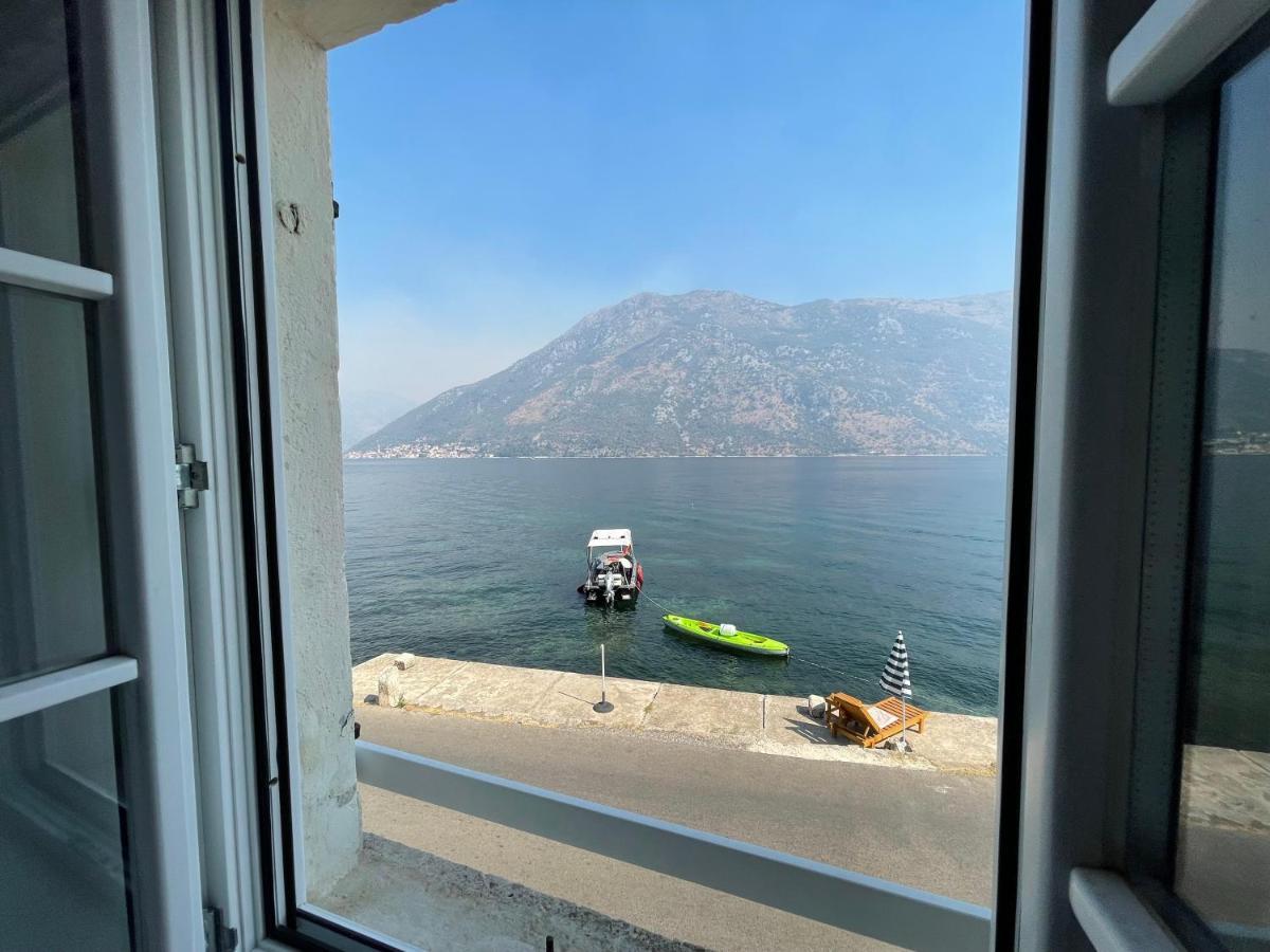 Vila Djuro Mikijelj Donji Stoliv Esterno foto