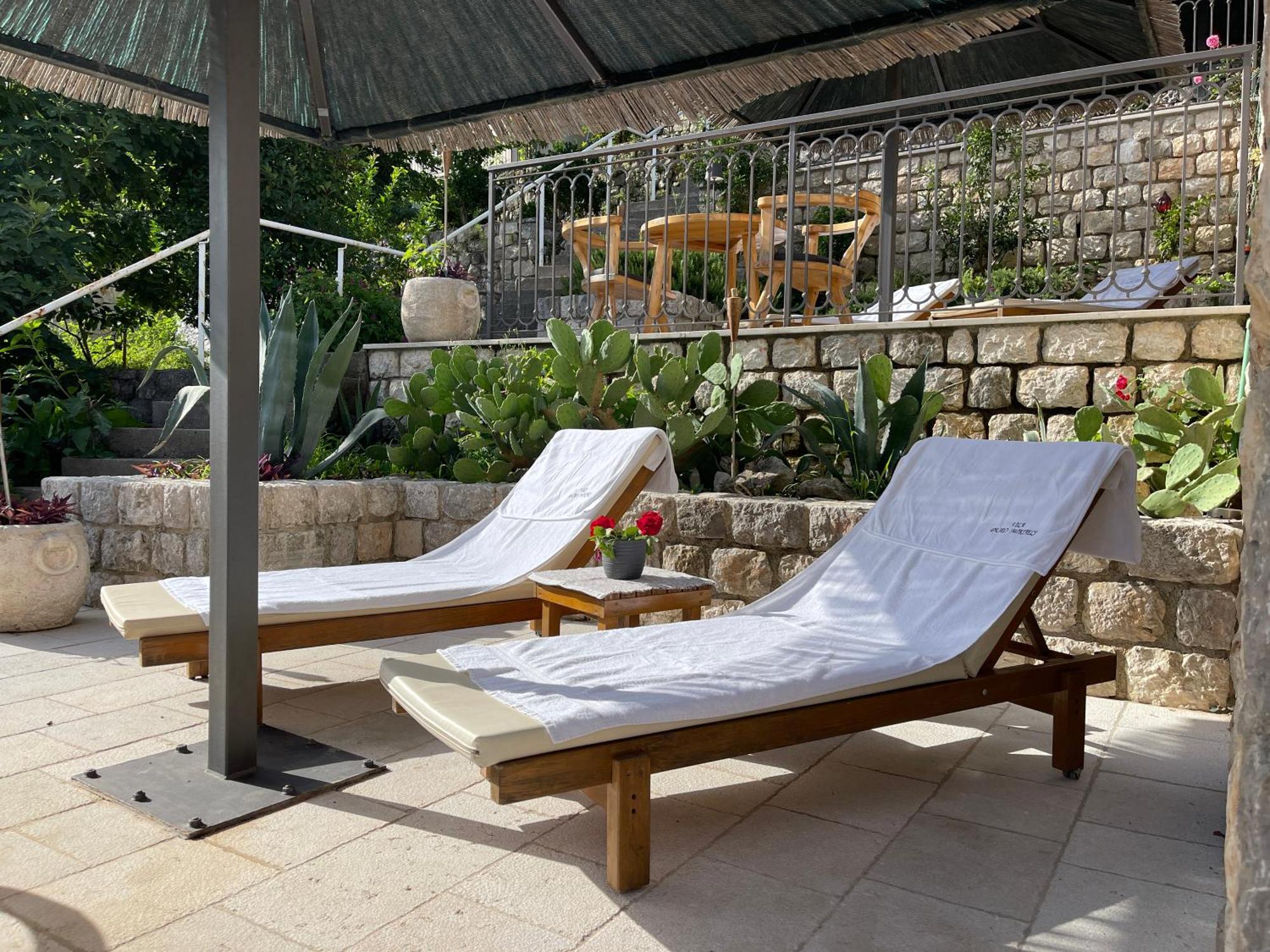 Vila Djuro Mikijelj Donji Stoliv Esterno foto