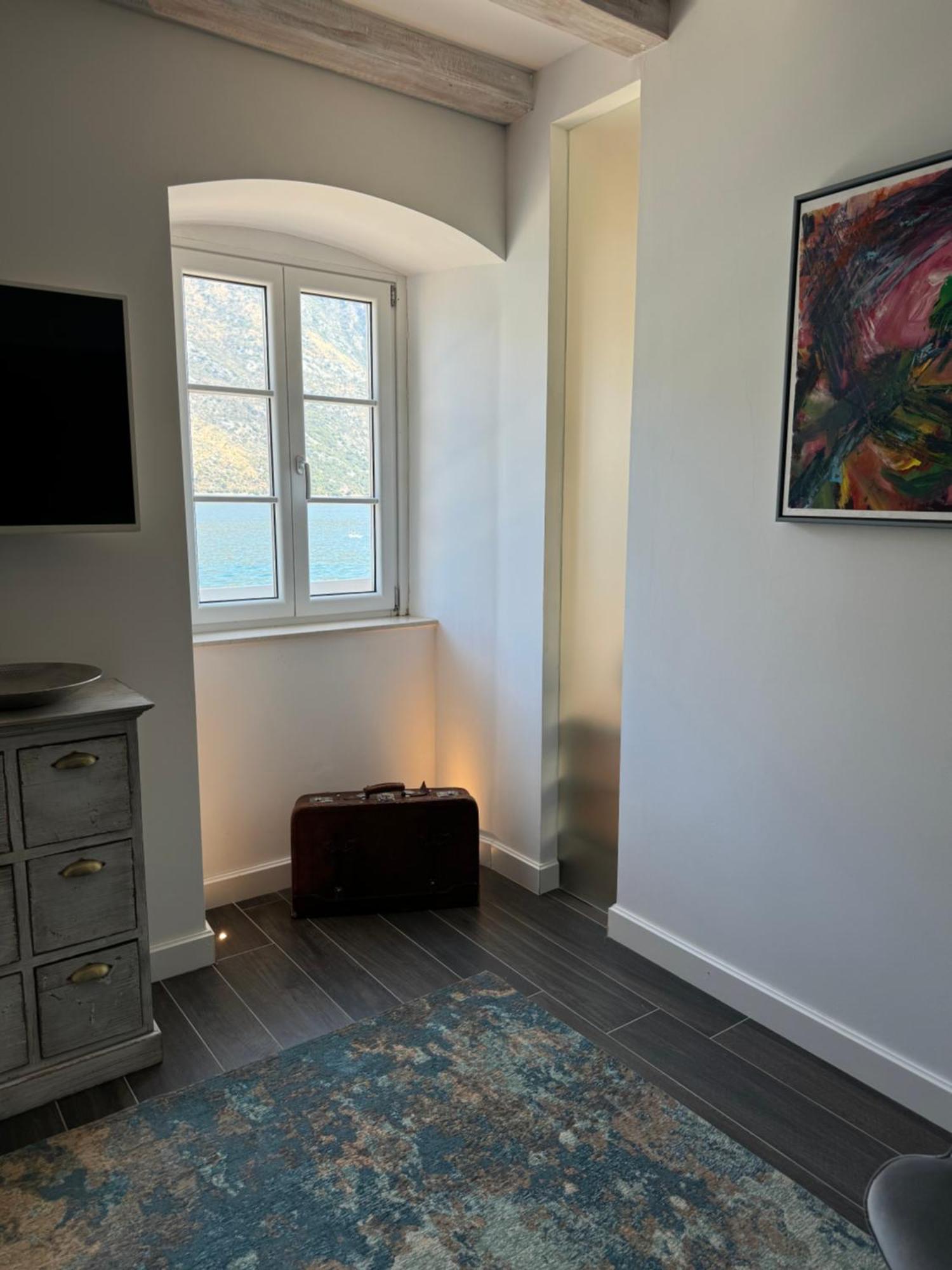 Vila Djuro Mikijelj Donji Stoliv Esterno foto